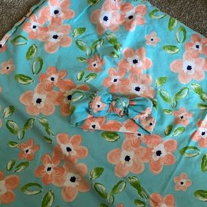 Swaddle & Bow